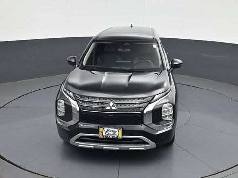 Used 2022 Mitsubishi Outlander SE AWD/4WD image 15