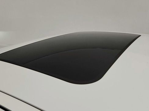 Used 2025 BMW i5 xDrive40 w/ M Sport Package image 10