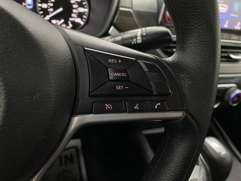 Certified 2025 Nissan Altima 2.5 SV FWD image 15
