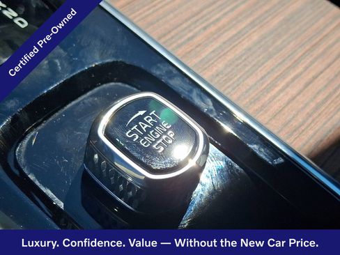 Certified 2024 Volvo XC60 B5 Plus w/ Protection Package Premier AWD/4WD image 26