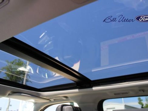 New 2026 Ford Expedition Platinum image 13