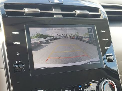 Certified 2024 Hyundai Tucson SE FWD image 18