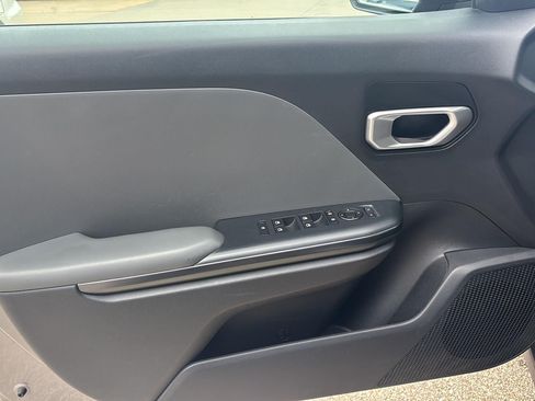Used 2025 Kia K4 FWD image 9