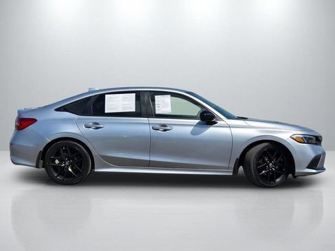 Used 2023 Honda Civic Sport image 3