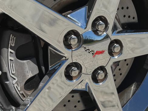 Used 2007 Chevrolet Corvette Convertible w/ Preferred Equipment Group image 74