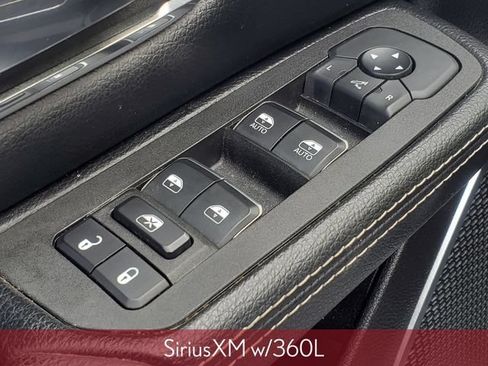 Used 2025 RAM 1500 Laramie AWD/4WD image 9