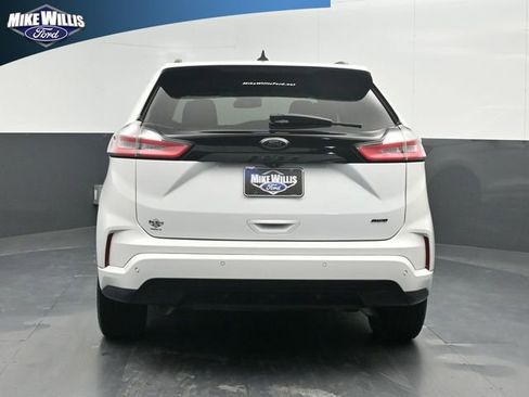 Used 2022 Ford Edge SE w/ Black Appearance Package image 6