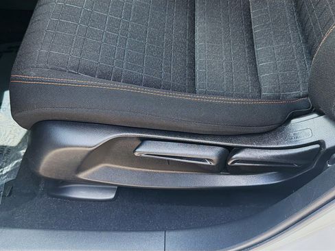 Used 2024 Honda HR-V Sport image 17