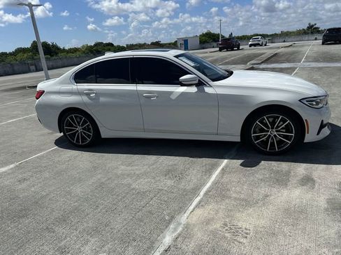 Used 2021 BMW 330i Sedan w/ Convenience Package RWD image 15