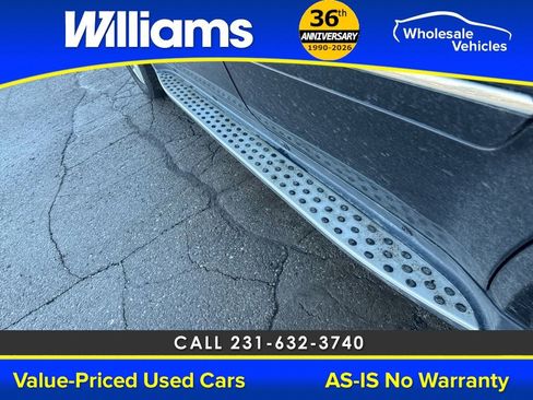 Used 2011 Mercedes-Benz GL 450 4MATIC image 44