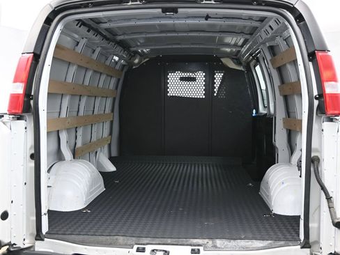 Used 2024 Chevrolet Express 2500 w/ Driver Convenience Package image 16