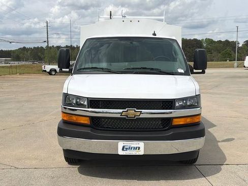 New 2026 Chevrolet Express 3500 w/ Power Convenience Package RWD image 2