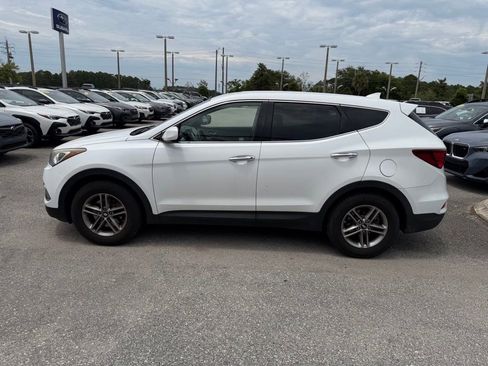 Used 2017 Hyundai Santa Fe Sport FWD image 11