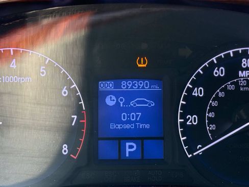 Used 2013 Hyundai Genesis 3.8 RWD image 20