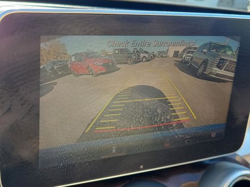 Used 2017 Mercedes-Benz C 300 Sedan image 28