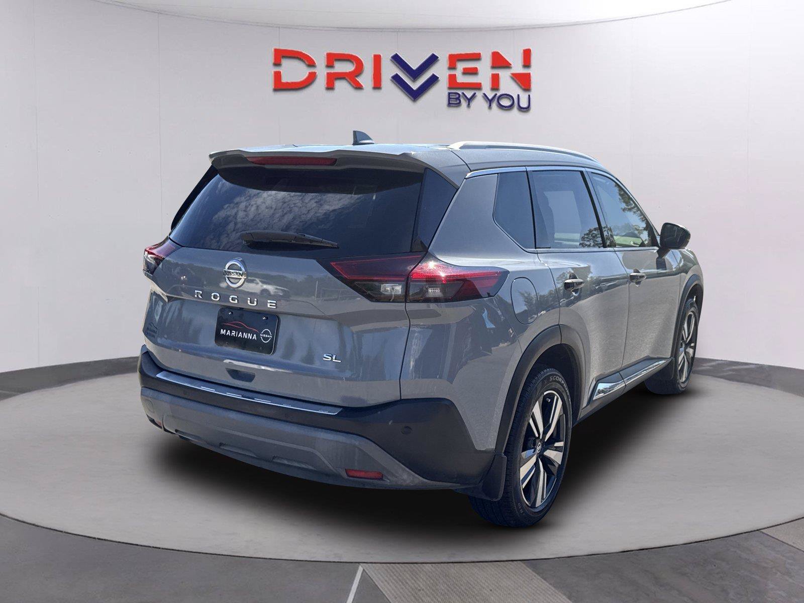 Used 2021 Nissan Rogue SL FWD image 3