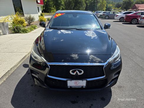 Used 2018 INFINITI QX30 Sport w/ Sport Leather Package image 9