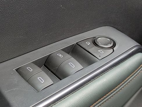 Used 2024 GMC Acadia AT4 w/ Super Cruise Package AWD/4WD image 27