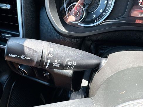Used 2022 RAM 1500 Big Horn AWD/4WD image 5