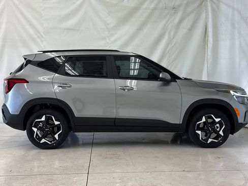 New 2026 Kia Seltos S AWD/4WD image 3