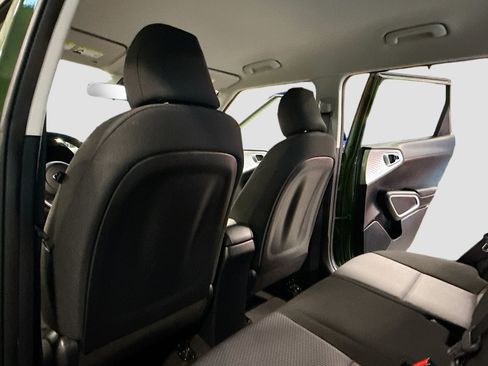 Used 2021 Kia Soul X-Line FWD image 6