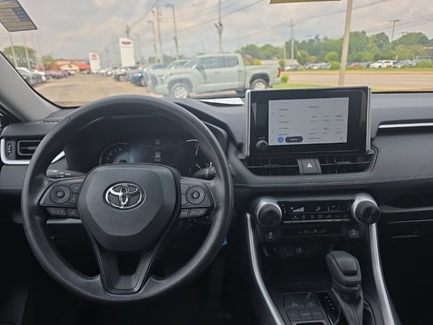 Used 2025 Toyota RAV4 LE FWD image 12