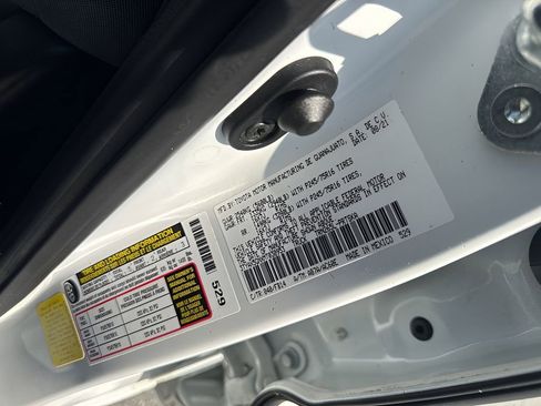 Used 2021 Toyota Tacoma SR w/ SR Convenience Package image 31