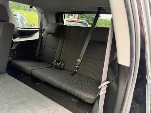 Used 2018 GMC Yukon SLE w/ SLE Value Package AWD/4WD image 15