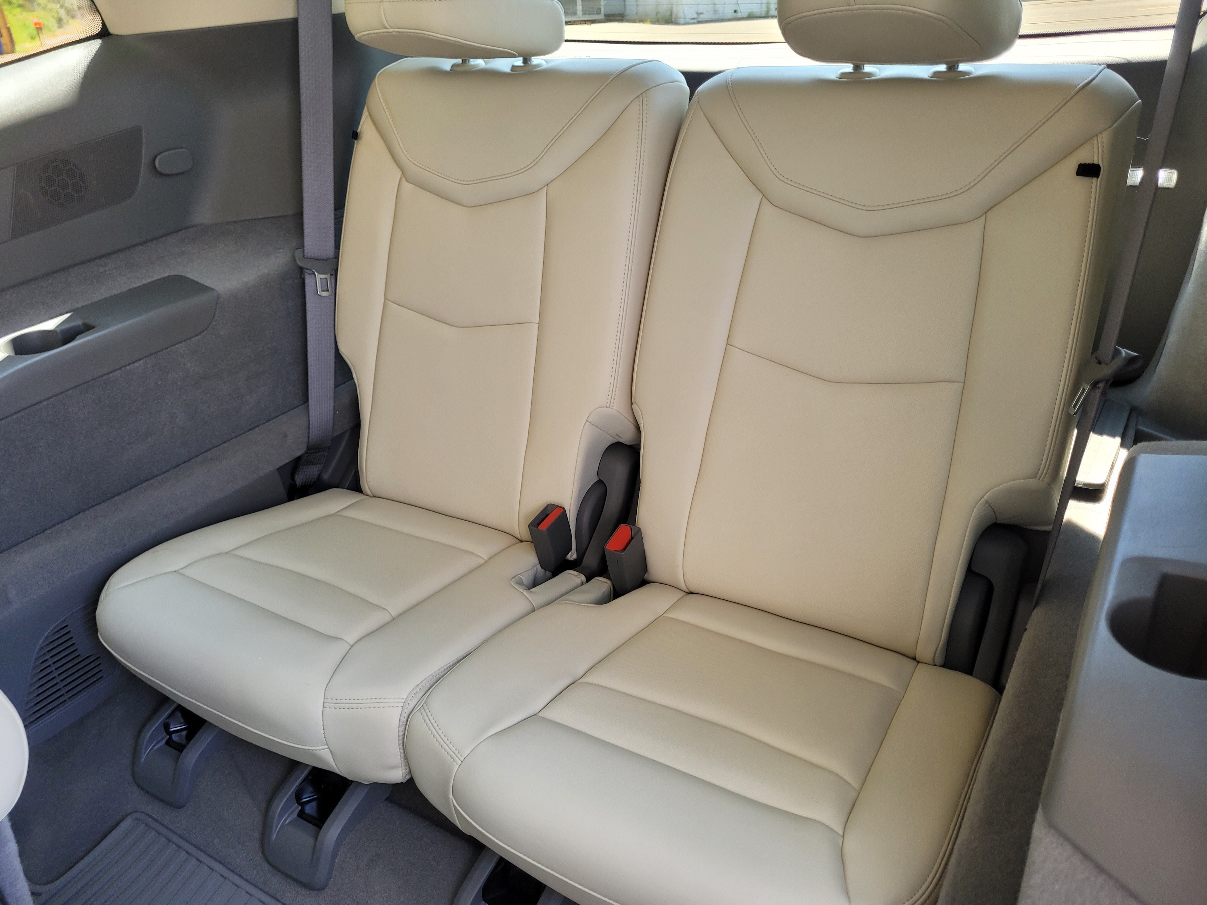 Used 2024 Cadillac XT6 Premium Luxury w/ Technology Package FWD image 27