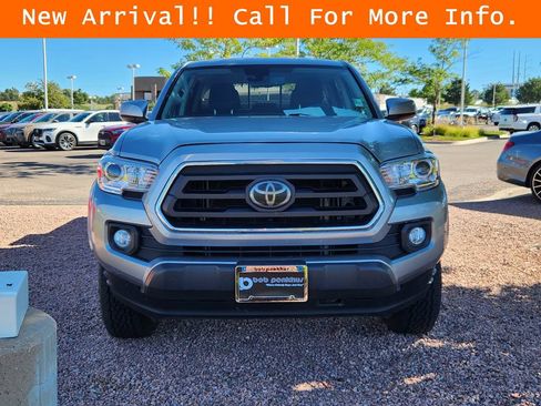 Used 2021 Toyota Tacoma SR5 AWD/4WD image 3