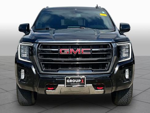 Used 2022 GMC Yukon XL AT4 AWD/4WD image 4