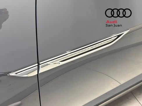 Used 2022 Volkswagen Atlas Cross Sport SE w/ Panoramic Sunroof Package image 9