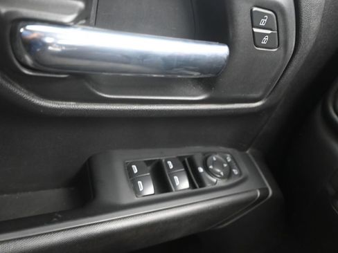 Used 2022 Chevrolet Silverado 1500 Custom w/ Safety Confidence Package image 15