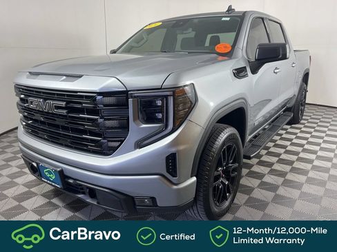 Used 2024 GMC Sierra 1500 Elevation w/ LPO, Elevation Black Package AWD/4WD image 13