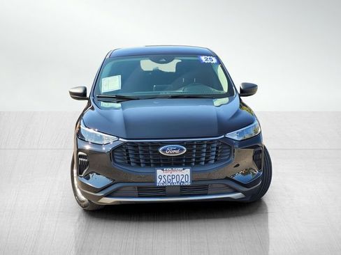 Used 2025 Ford Escape Active image 2