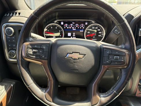 Used 2022 Chevrolet Silverado 2500 High Country w/ Z71 Off-Road Package AWD/4WD image 18