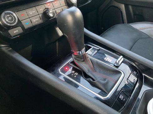 Used 2025 Jeep Compass Trailhawk AWD/4WD image 22
