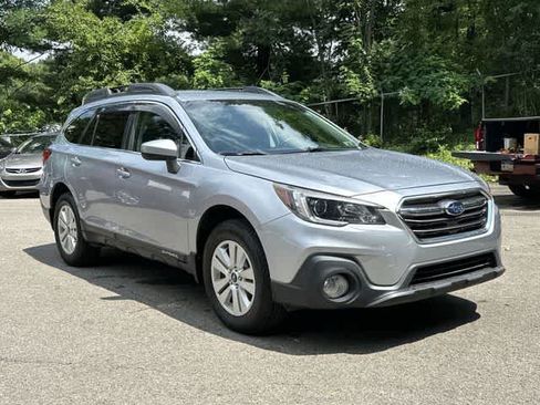 Used 2018 Subaru Outback 2.5i Premium AWD/4WD image 26