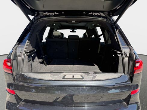 Used 2021 BMW X7 xDrive40i w/ M Sport Package image 20