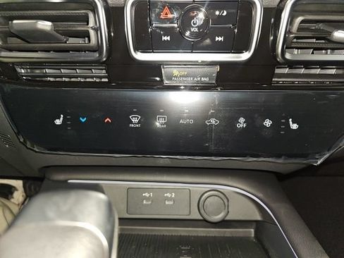 New 2026 Nissan Sentra SV w/ SV Convenience Package FWD image 18