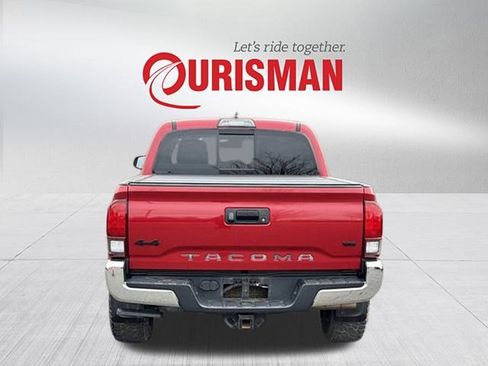 Used 2018 Toyota Tacoma SR5 image 3