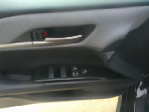 Used 2025 Toyota Camry LE image 20