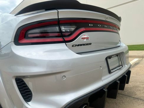 Used 2020 Dodge Charger Scat Pack RWD image 12