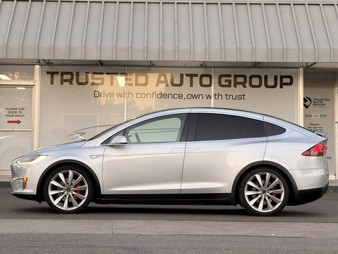 Used 2016 Tesla Model X Performance AWD/4WD image 6