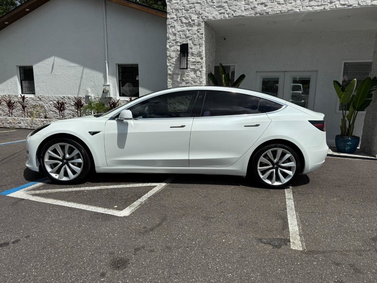 Used 2018 Tesla Model 3 Long Range AWD/4WD image 2