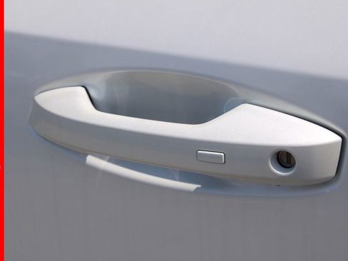 New 2025 Nissan Murano SL image 9