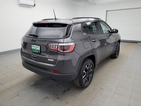 Used 2020 Jeep Compass Sport image 9