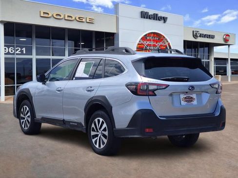 Used 2025 Subaru Outback Premium w/ Popular Package #1A AWD/4WD image 3