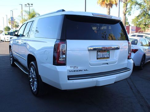 Used 2017 GMC Yukon XL Denali w/ Open Road Package AWD/4WD image 5
