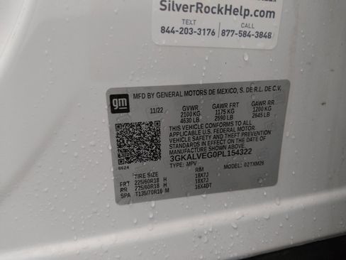 Used 2023 GMC Terrain SLT image 33